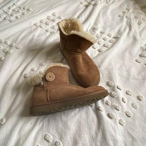 UGG Boots - size 8